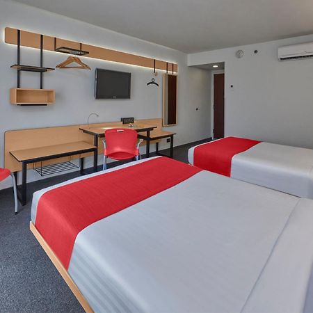 City Express Plus By Marriott Guadalajara Expo サポパン エクステリア 写真