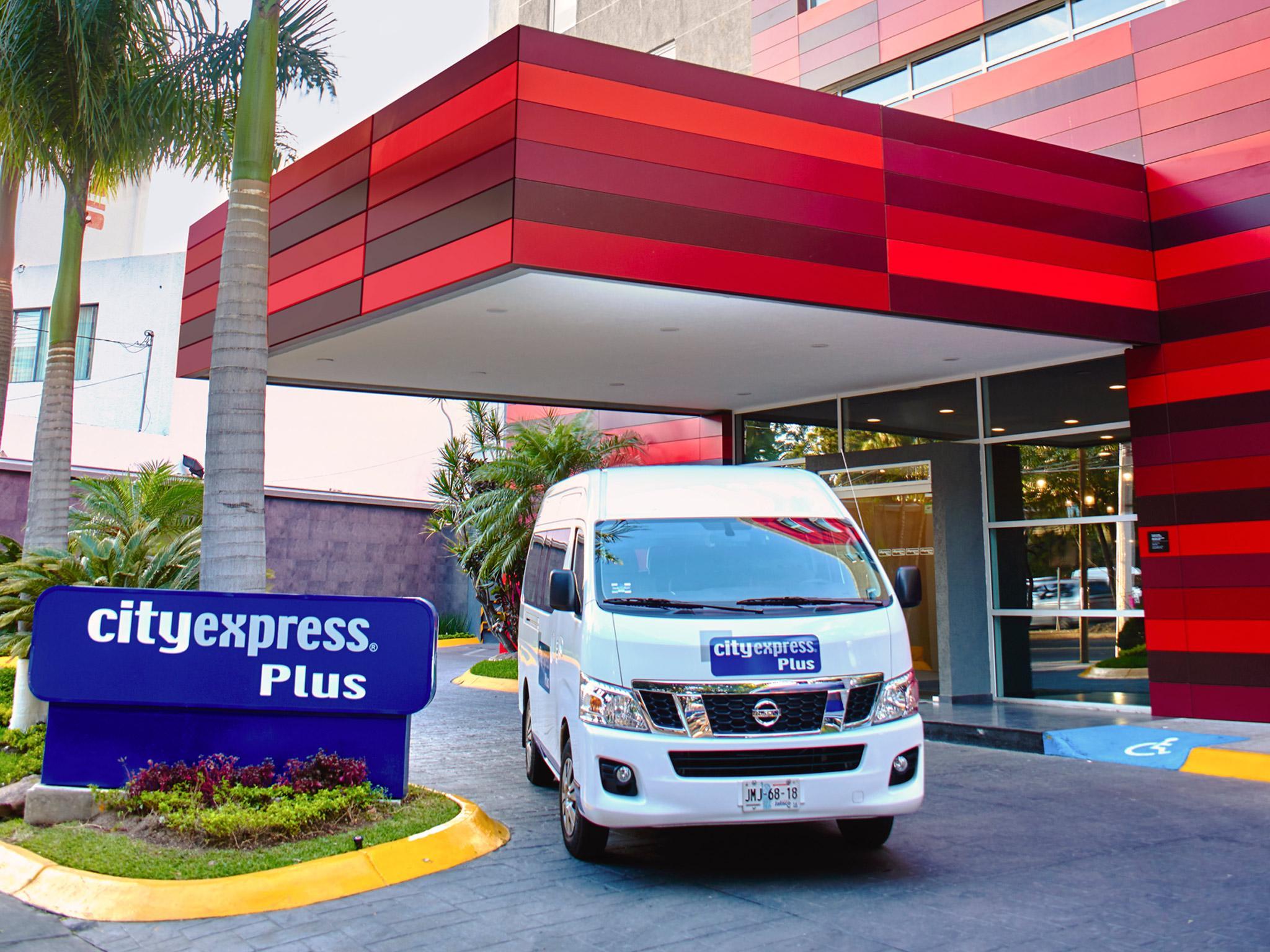 City Express Plus By Marriott Guadalajara Expo サポパン エクステリア 写真