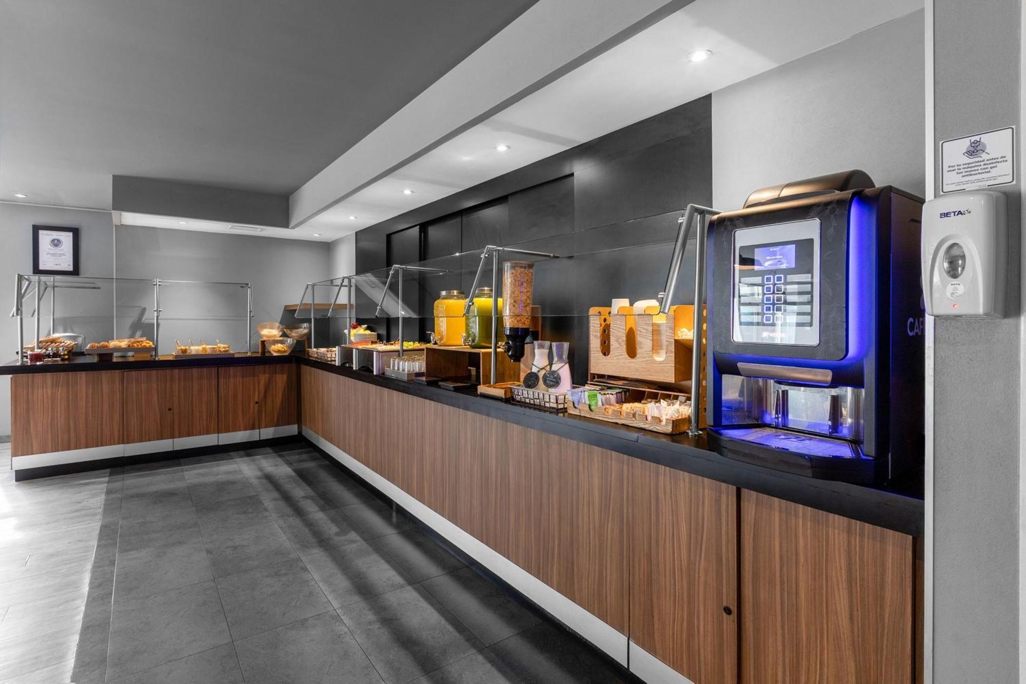 City Express Plus By Marriott Guadalajara Expo サポパン エクステリア 写真