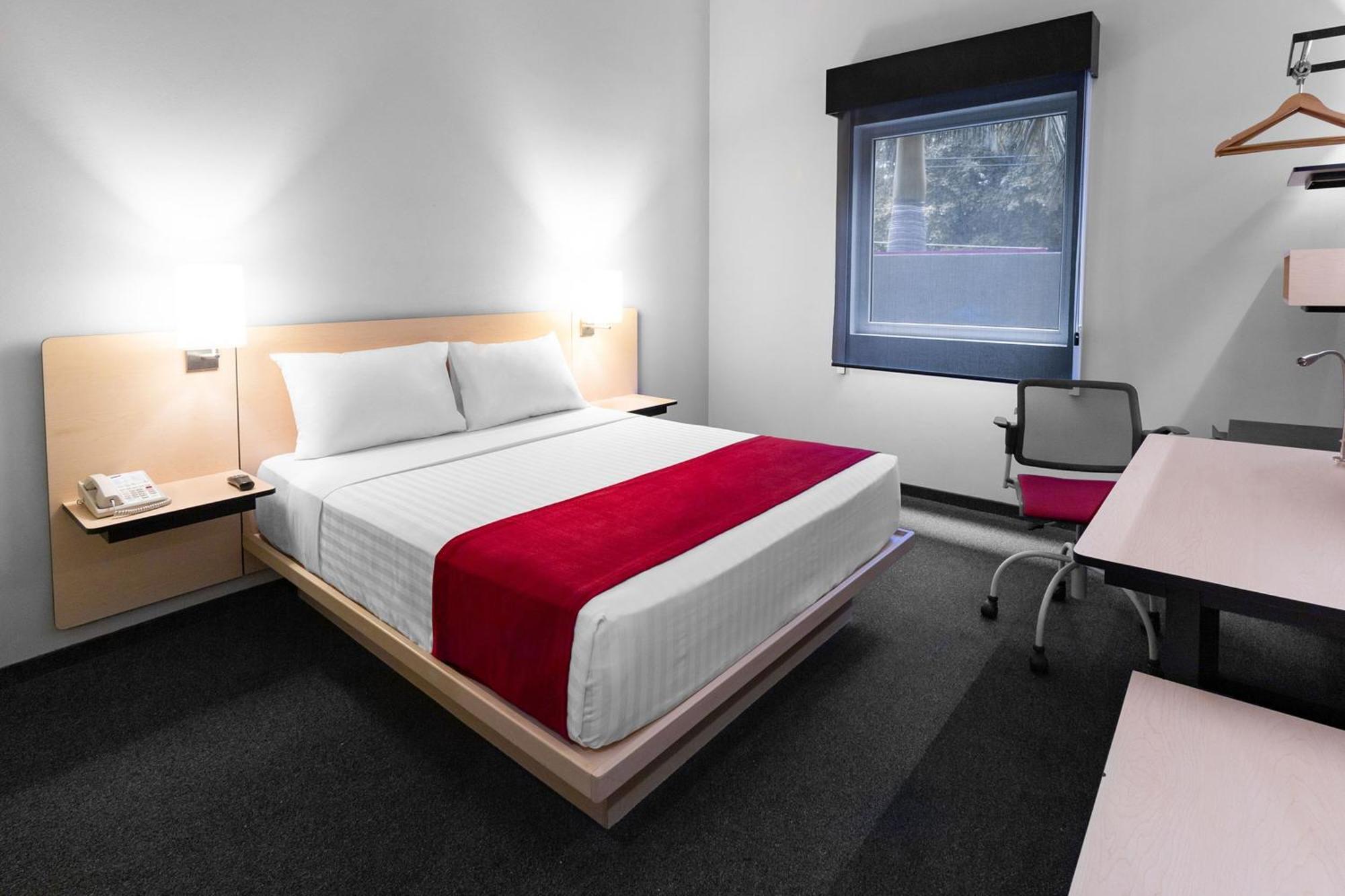 City Express Plus By Marriott Guadalajara Expo サポパン エクステリア 写真