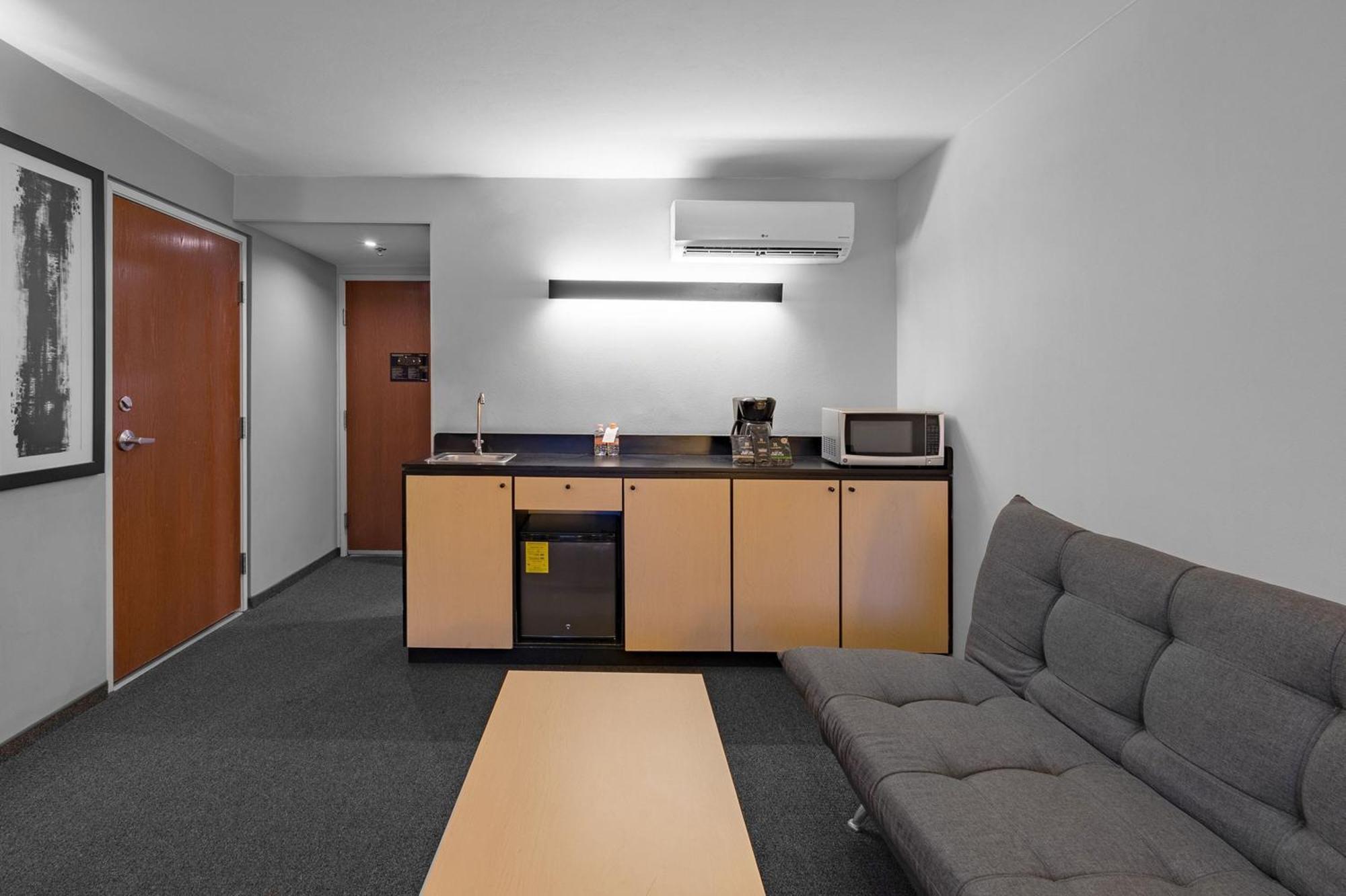City Express Plus By Marriott Guadalajara Expo サポパン エクステリア 写真